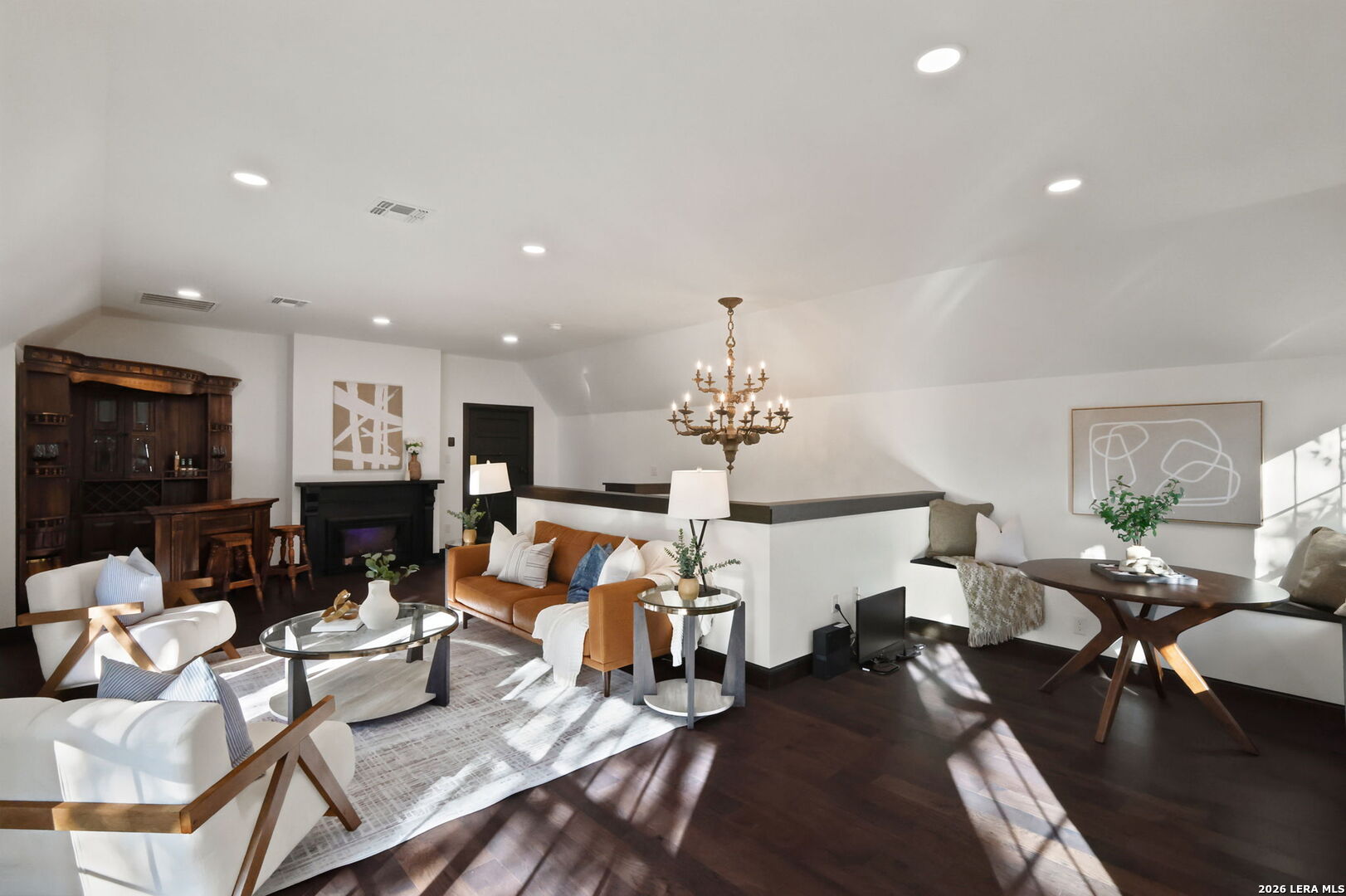 232 Meadowbrook Drive Hollywood Park TX 78232
