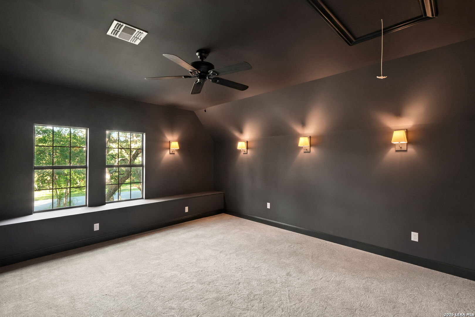 232 Meadowbrook Drive Hollywood Park TX 78232