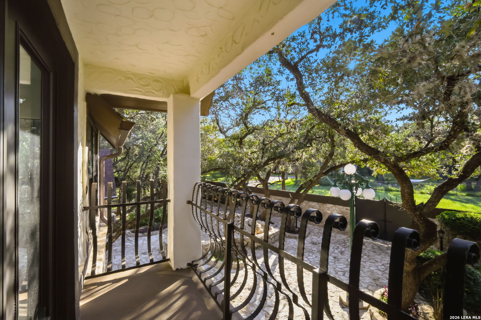 232 Meadowbrook Drive Hollywood Park TX 78232