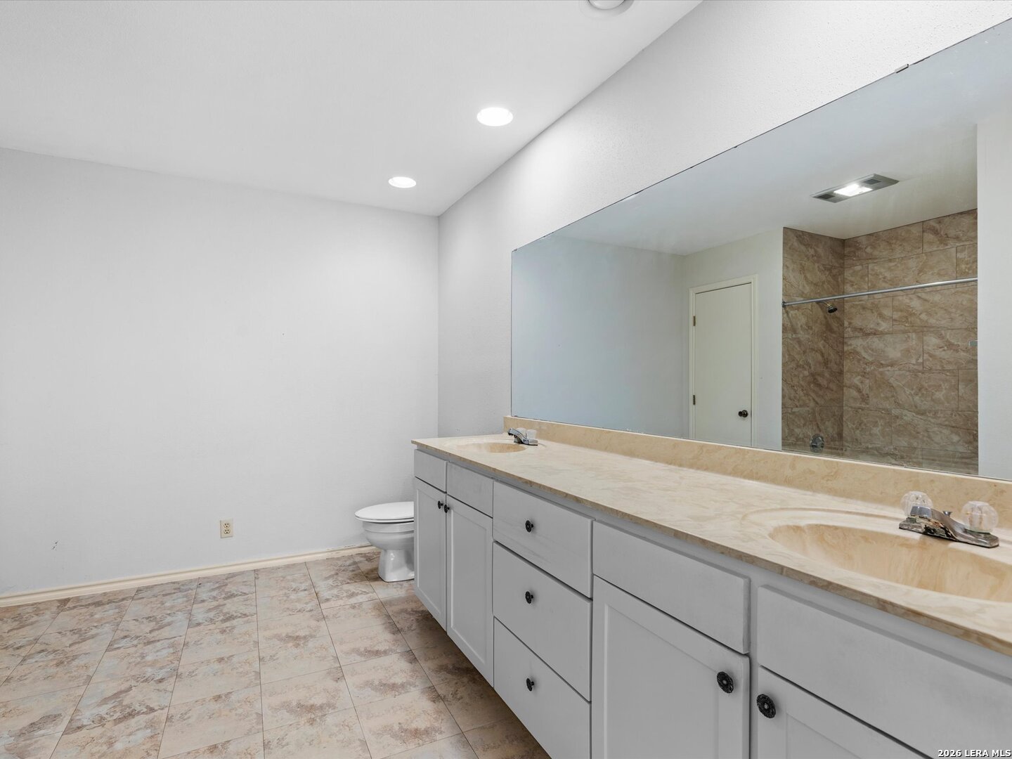 6947 Country Elm San Antonio TX 78240