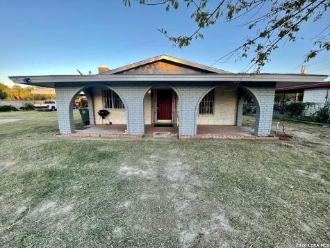 3808 Siesta Drive Eagle Pass TX 78852