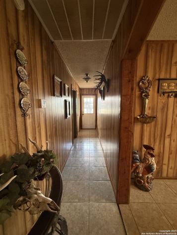 277 Justo Garza Carrizo Springs TX 78834