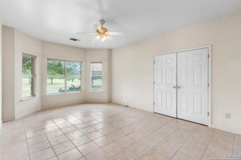 369 Deer Valley Bandera TX 78003