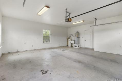 369 Deer Valley Bandera TX 78003