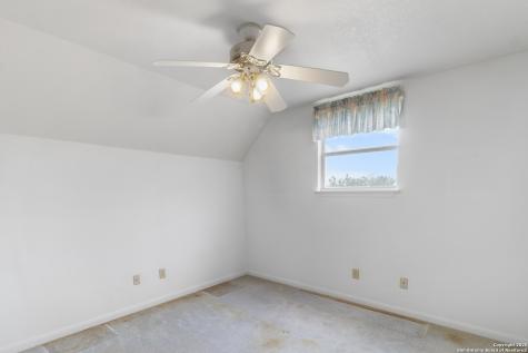 369 Deer Valley Bandera TX 78003