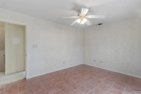 369 Deer Valley Bandera TX 78003