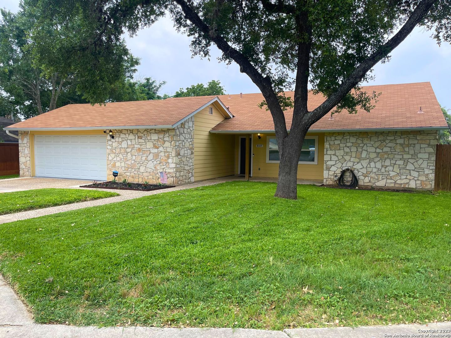 8107 Boughwood San Antonio TX 78250