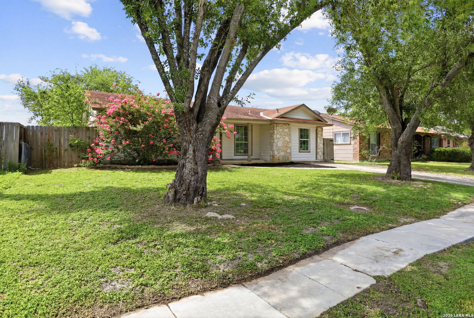 5322 Stoneshire San Antonio TX 78218