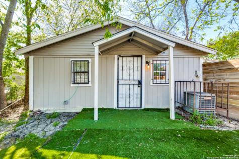 1002 Lee Hall San Antonio TX 78201