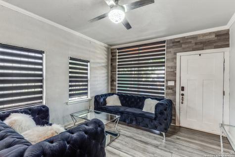 1002 Lee Hall San Antonio TX 78201