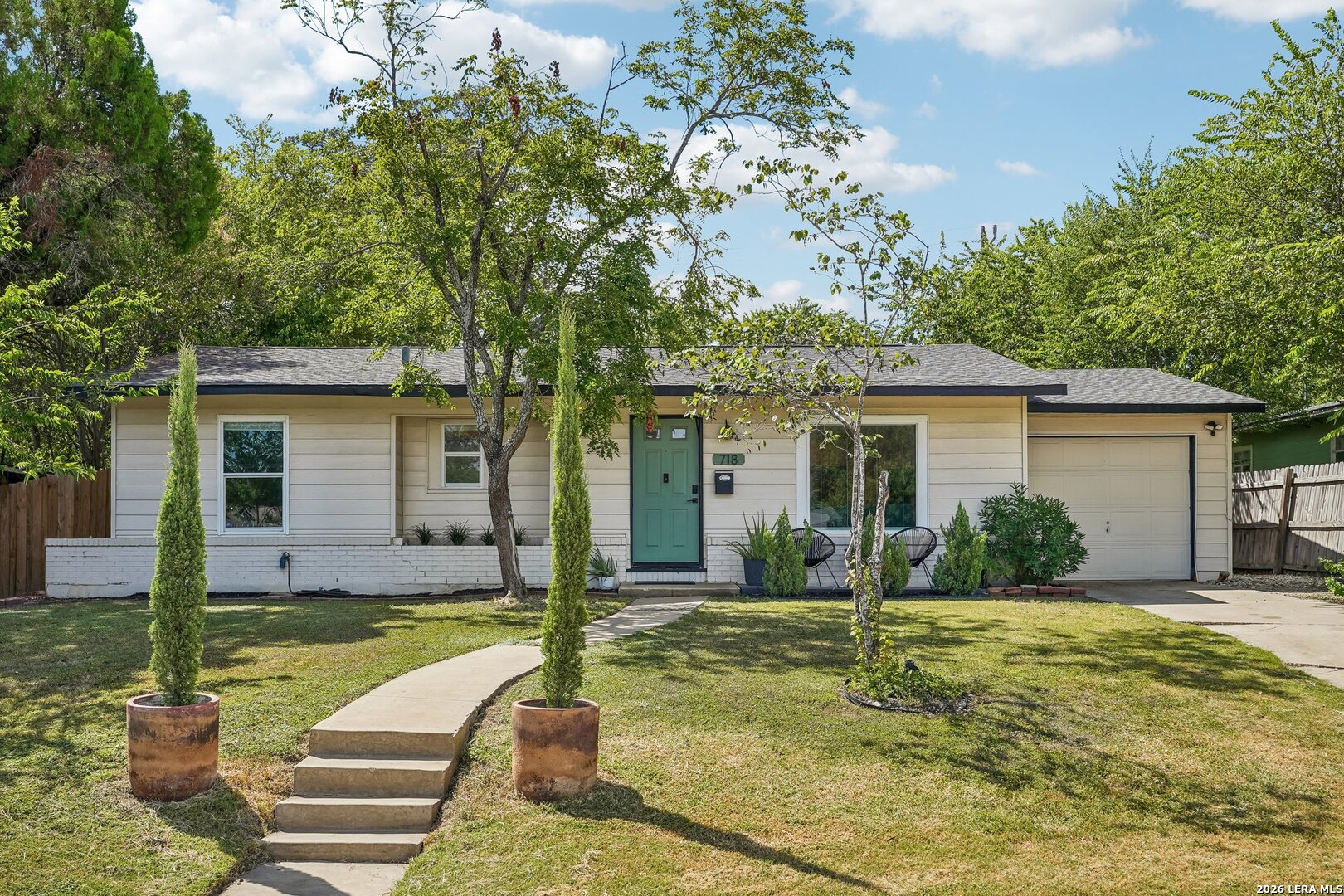 718 Olney Drive San Antonio TX 78209