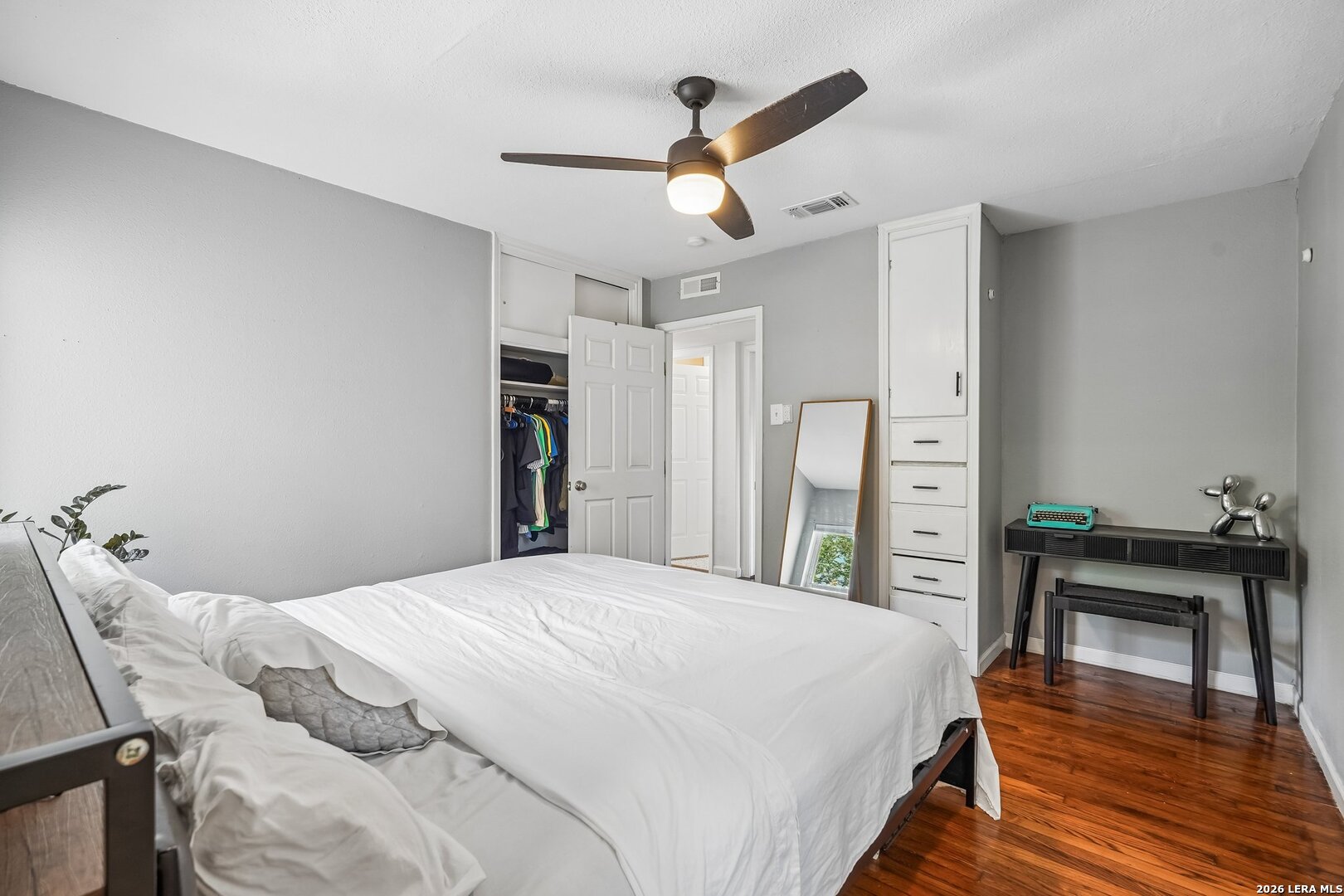 718 Olney Drive San Antonio TX 78209