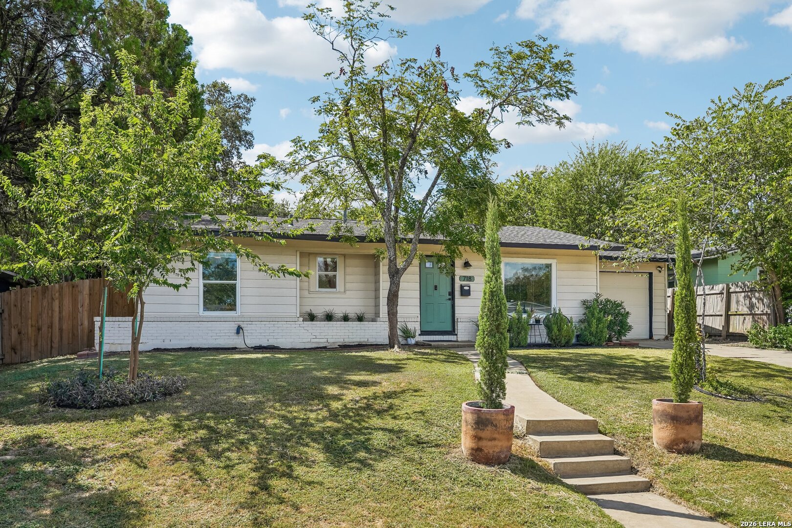718 Olney Drive San Antonio TX 78209