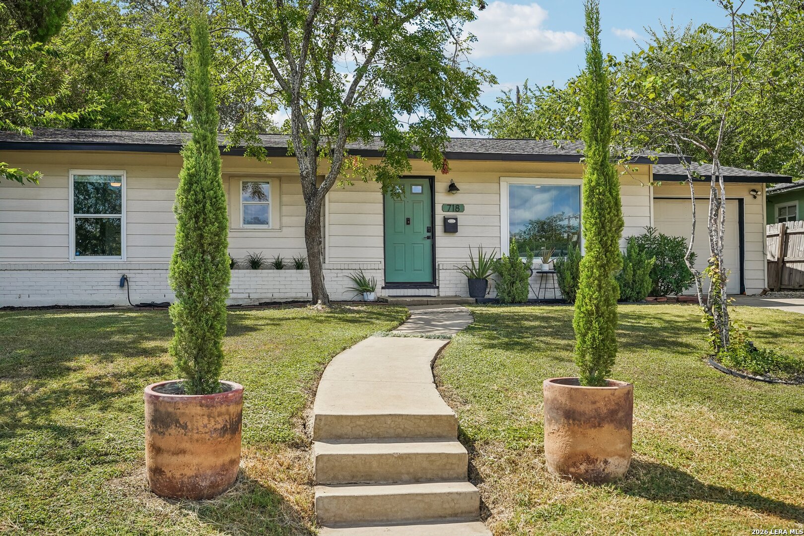 718 Olney Drive San Antonio TX 78209
