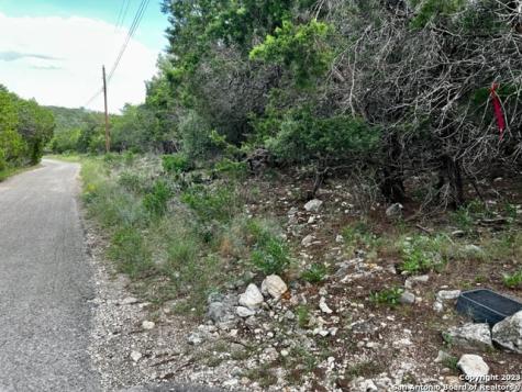 18 Ceder Ridge Lane Concan TX 78838