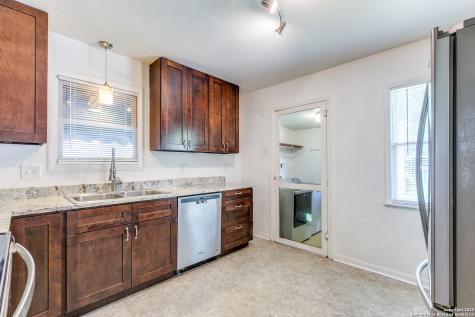 217 Corona Alamo Heights TX 78209