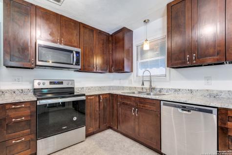 217 Corona Alamo Heights TX 78209