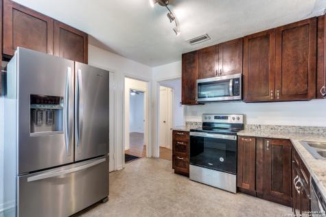 217 Corona Alamo Heights TX 78209