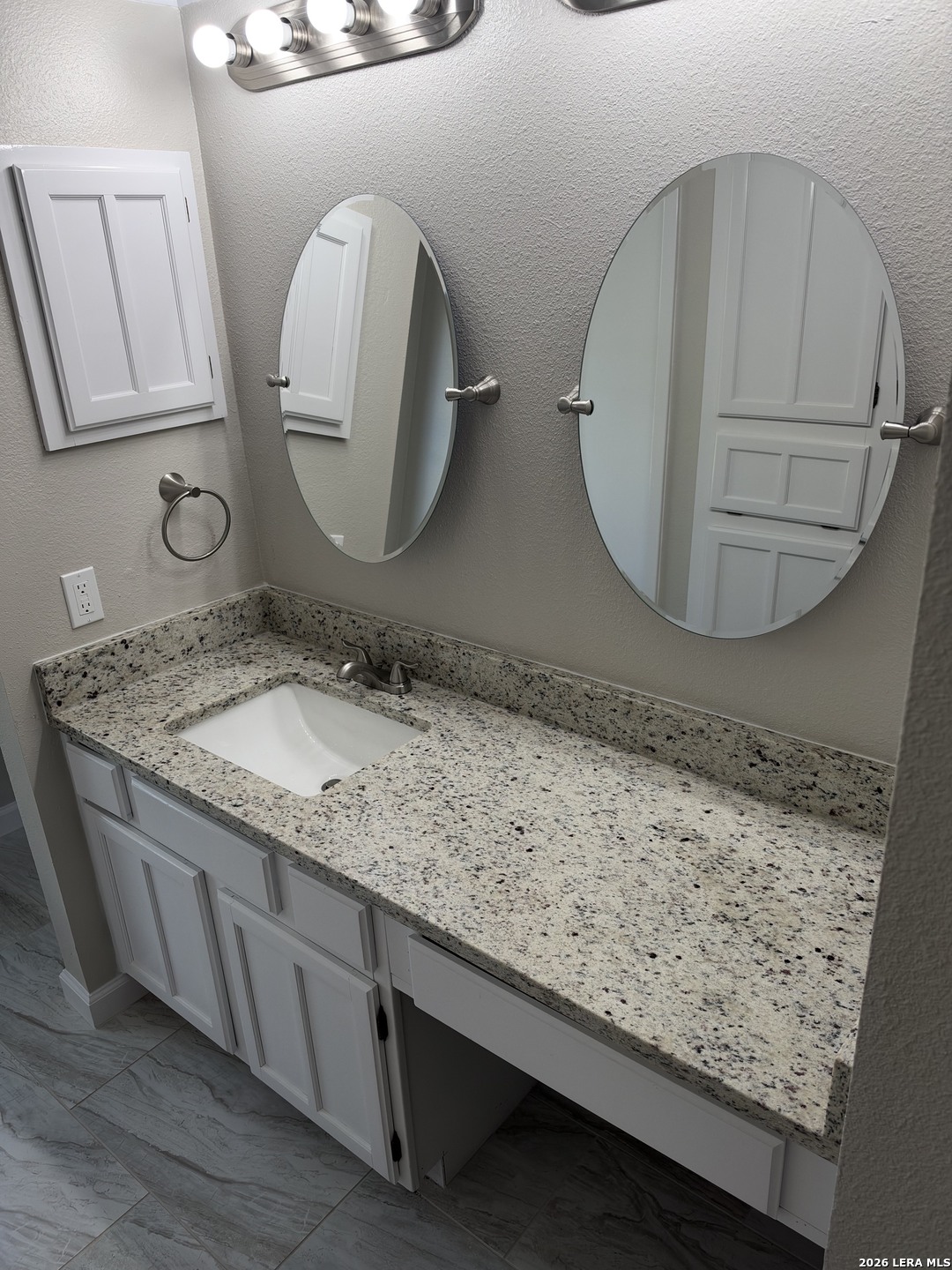 4835 Bohill San Antonio TX 78217