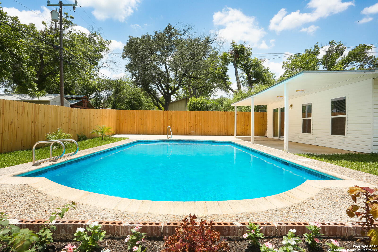 446 Savannah Drive San Antonio TX 78213