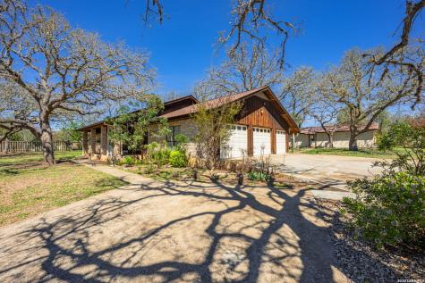 162 Oak Wood Road Kerrville TX 78028