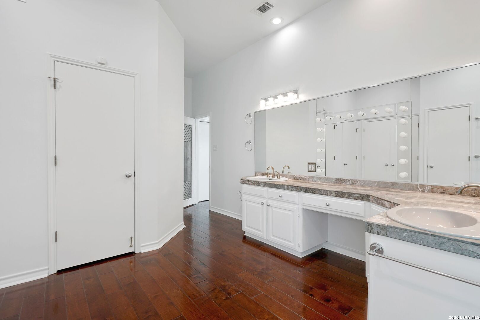 5 Daventry Lane San Antonio TX 78257