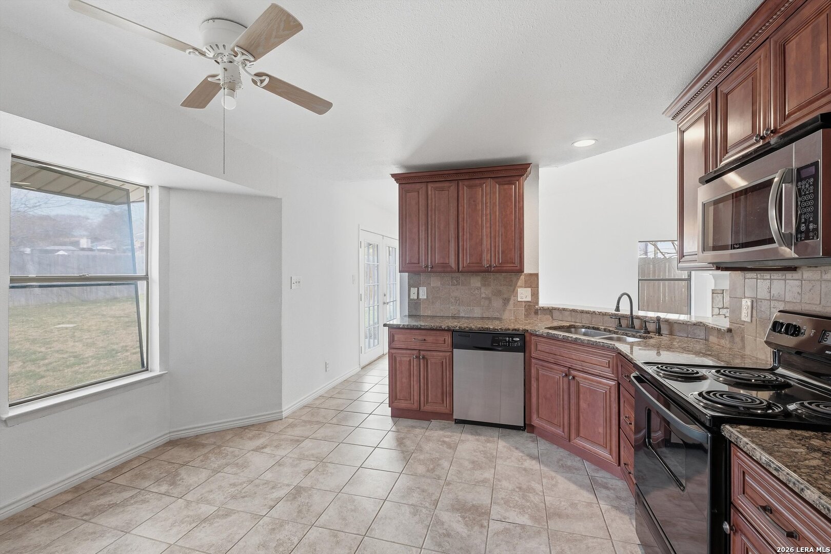 9835 Spruce Ridge Drive Converse TX 78109