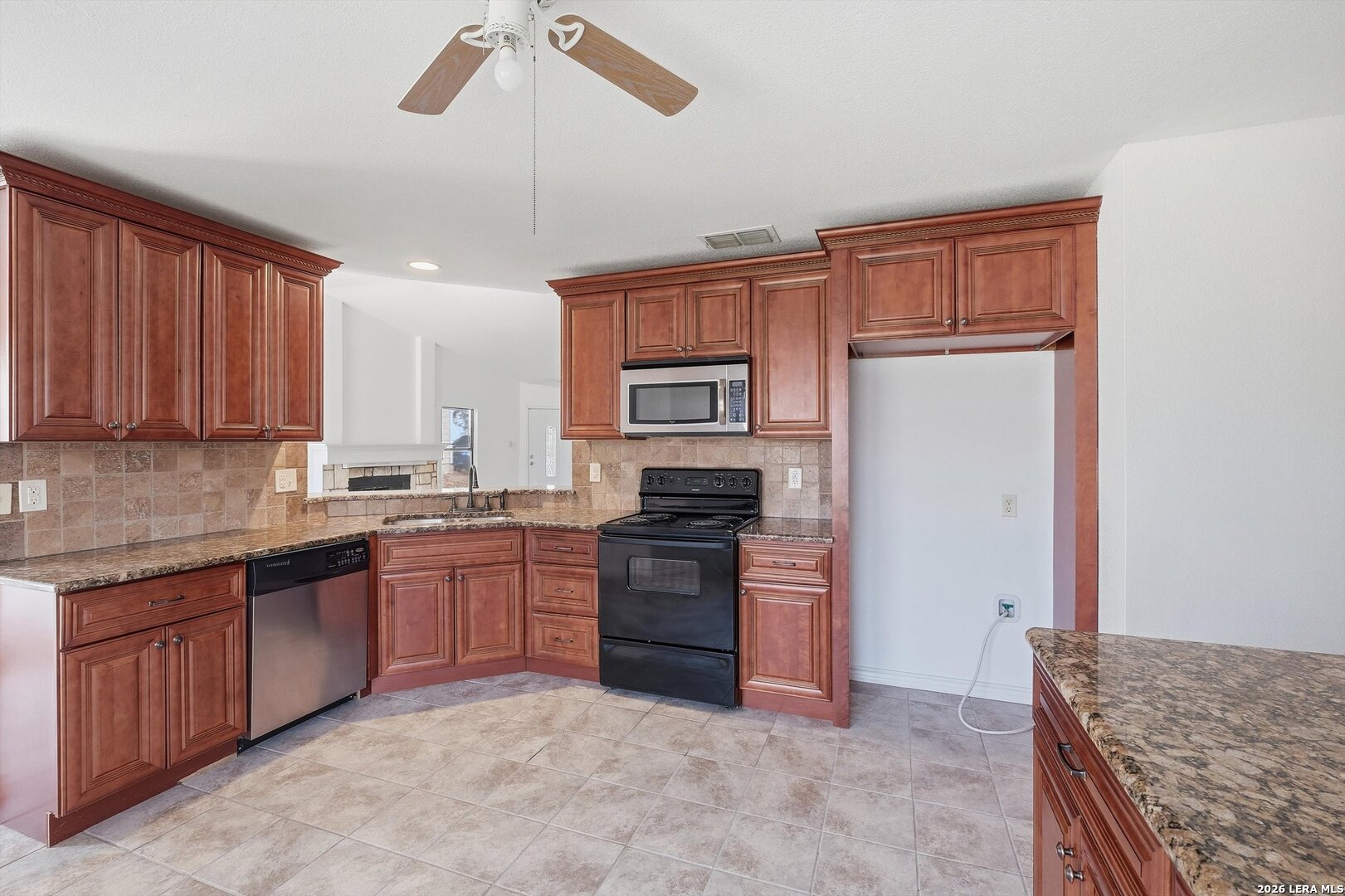 9835 Spruce Ridge Drive Converse TX 78109