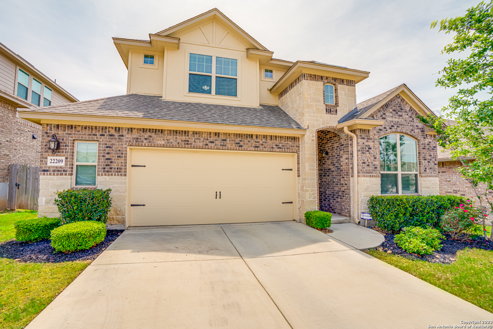 22209 Akin Doe San Antonio TX 78261