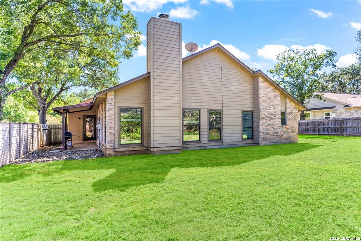 1715 Encino Crest San Antonio TX 78259