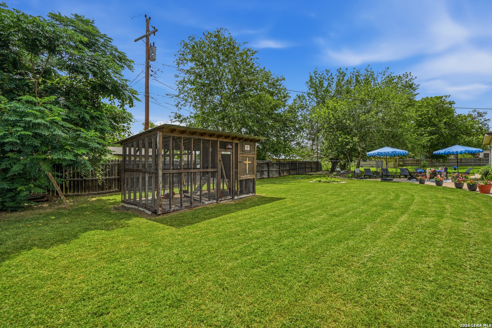 910 Oakridge Pleasanton TX 78064