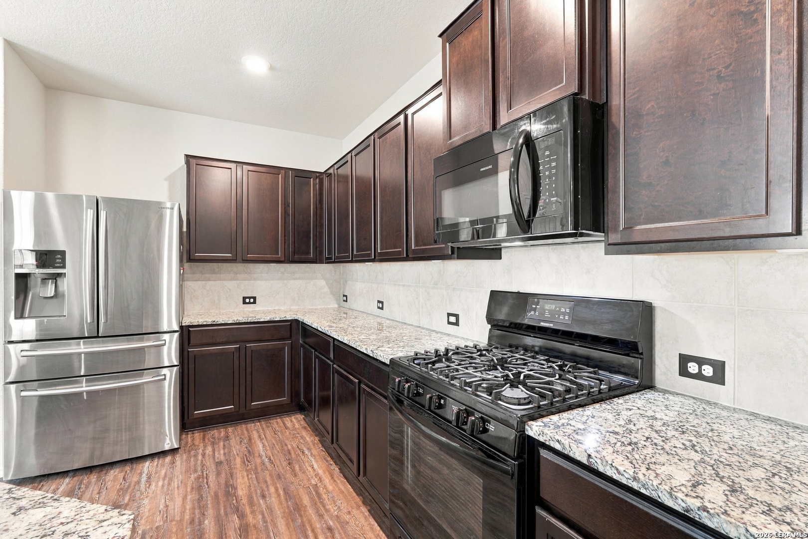 8147 Sleepy Brook San Antonio TX 78244