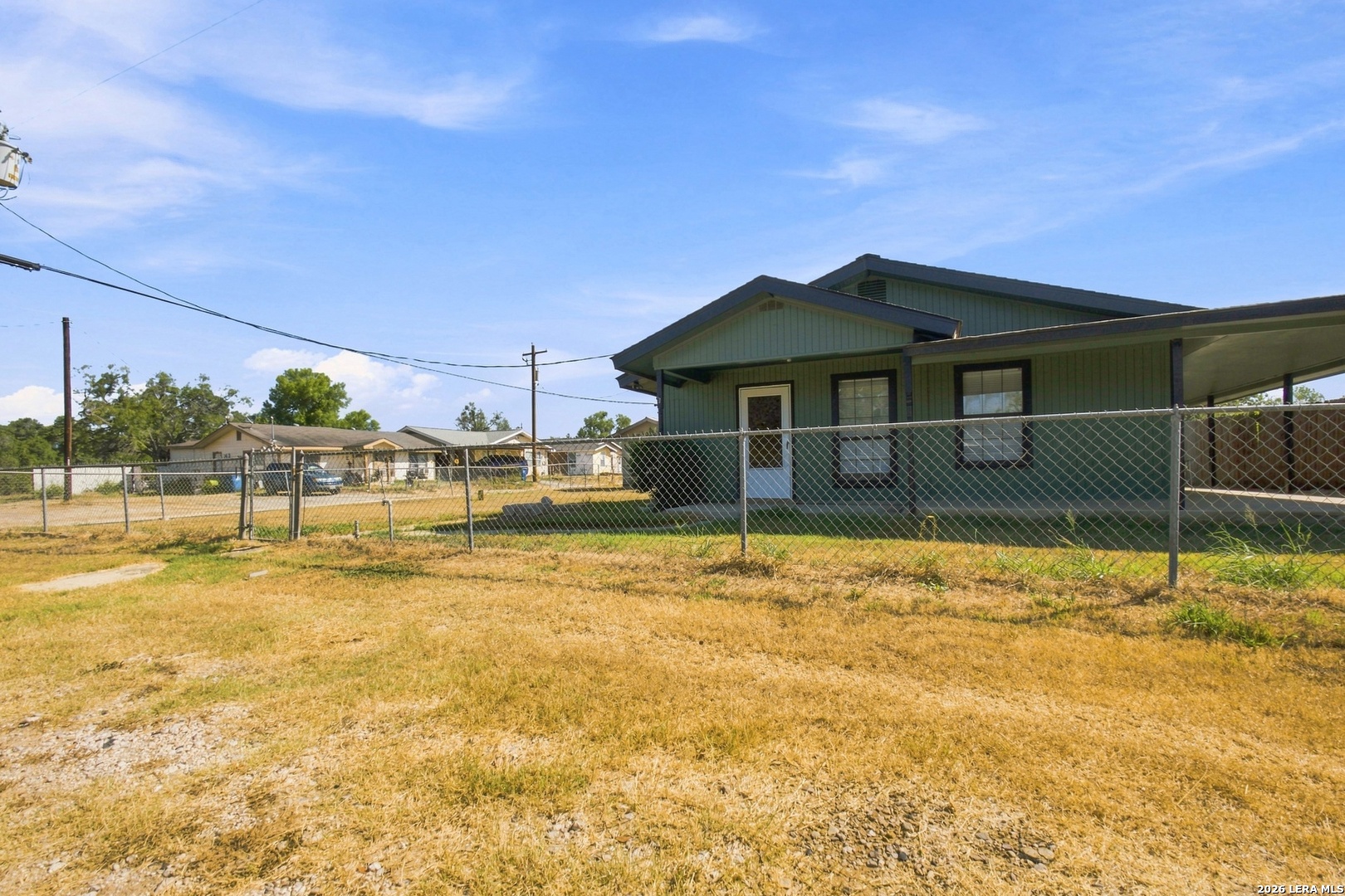216 N Tom Poth TX 78147