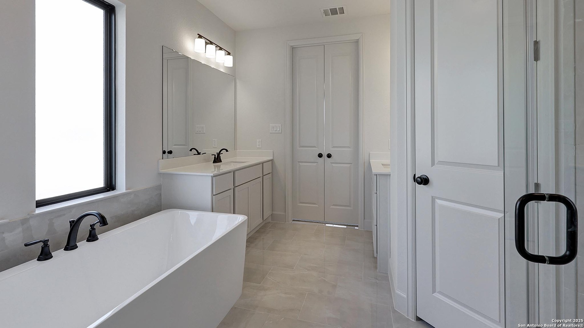 237 Hidalgo Boerne TX 78006