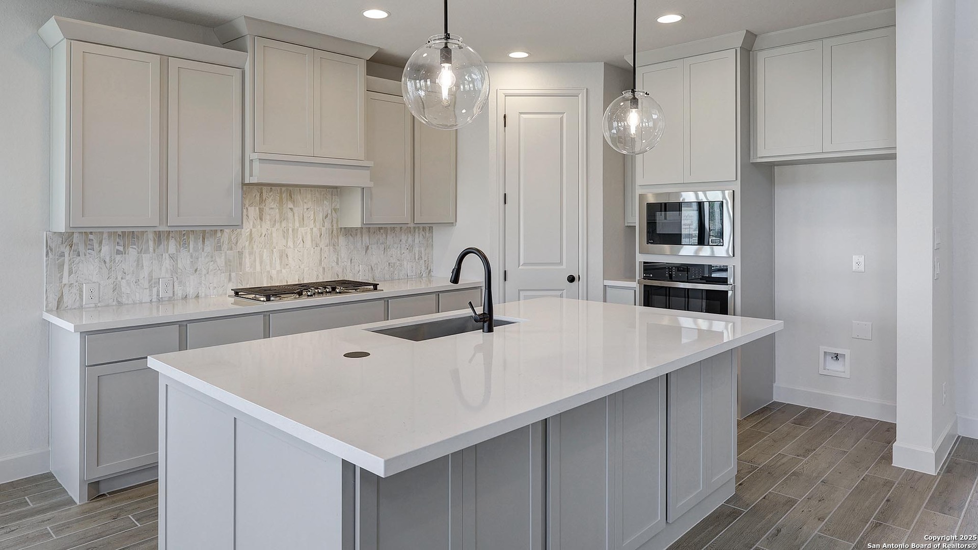 237 Hidalgo Boerne TX 78006