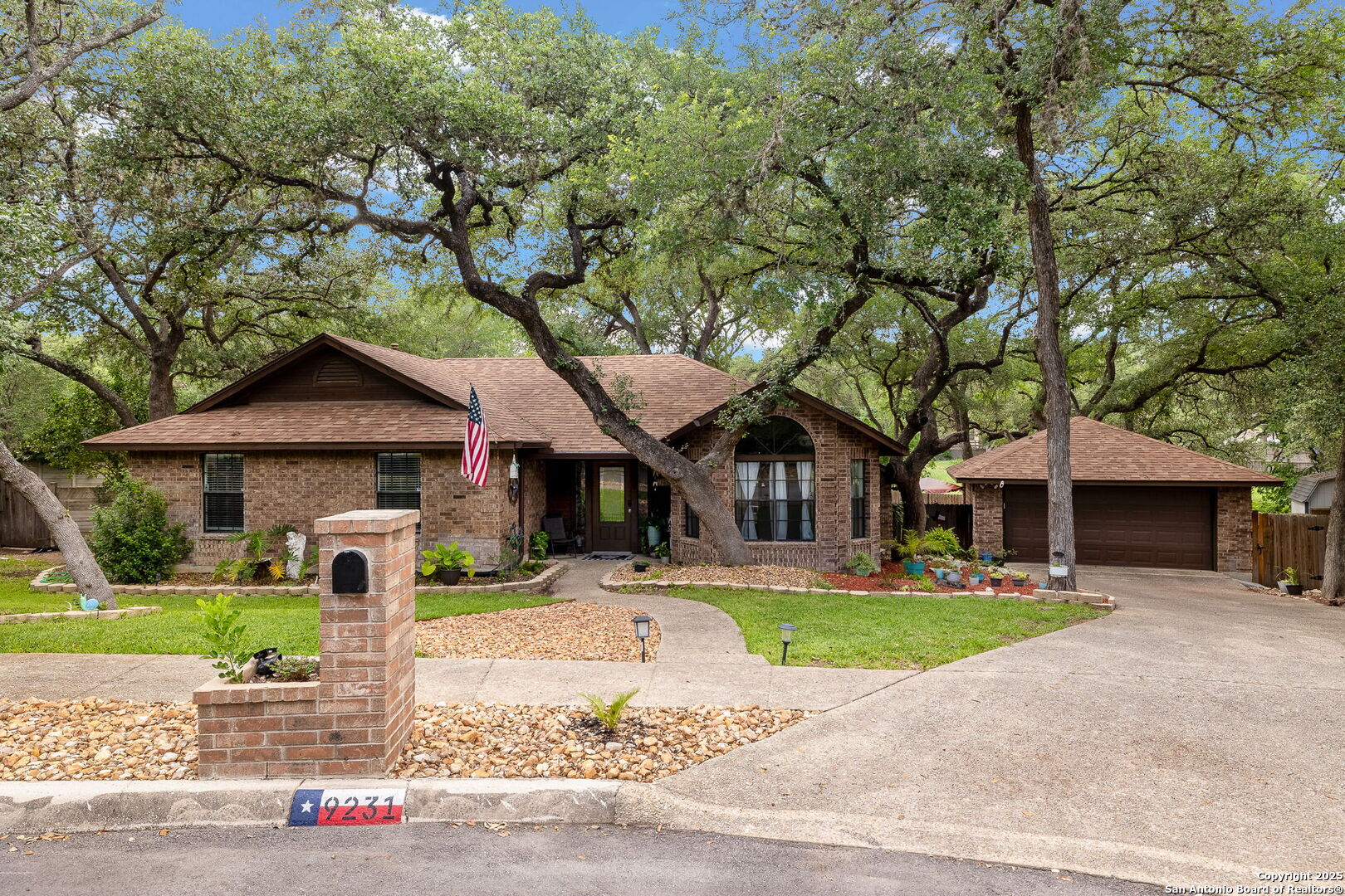 9231 Saint Ives San Antonio TX 78254
