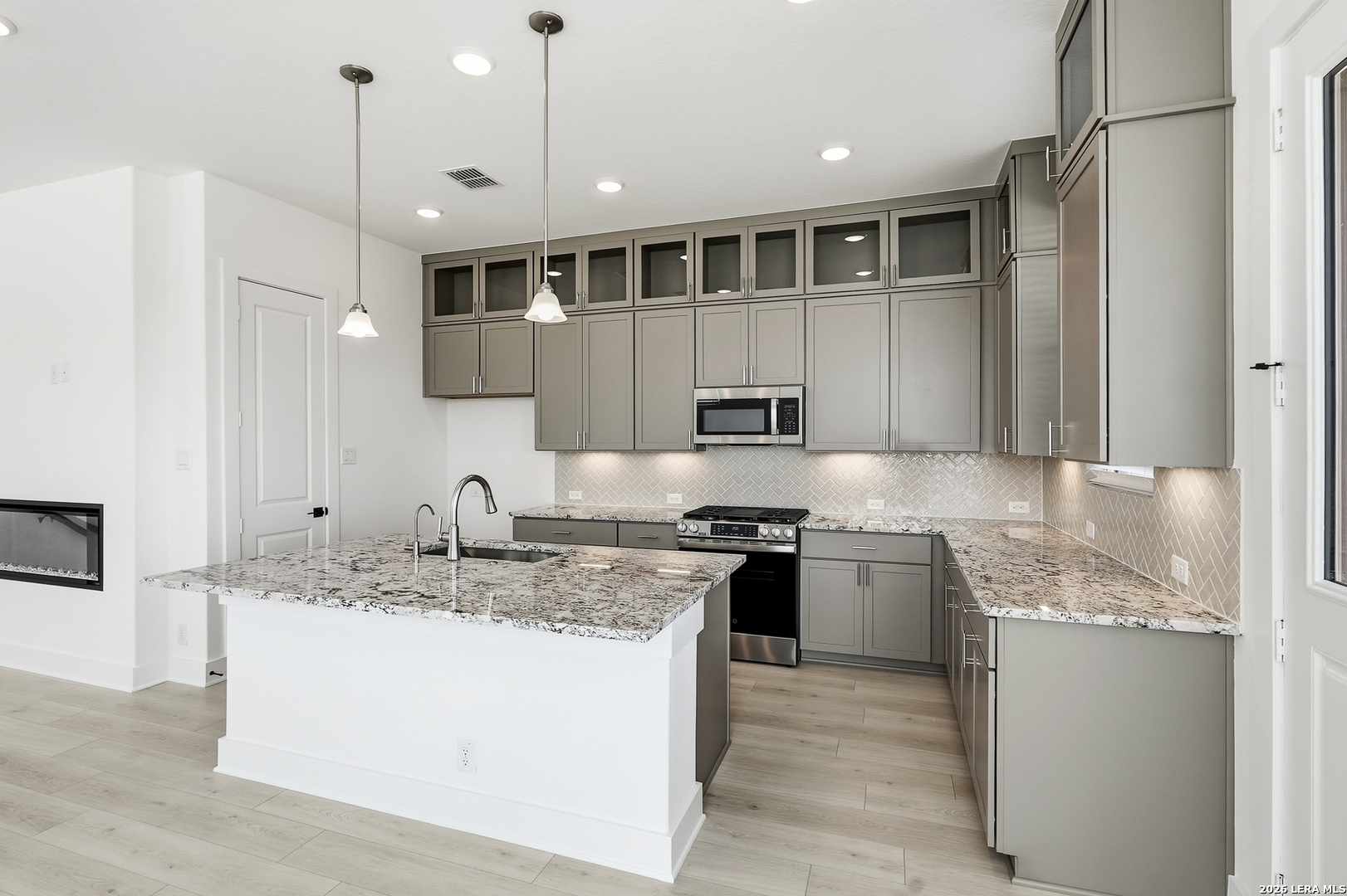 2152 Briggs Summit San Antonio TX 78245