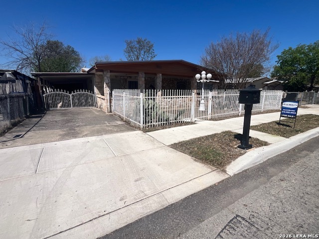 219 SW 37th San Antonio TX 78237