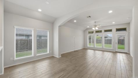 2973 Coral Way Seguin TX 78155