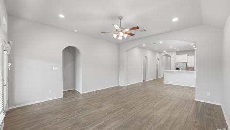 2973 Coral Way Seguin TX 78155