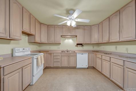 800 N Bishop San Marcos TX 78666