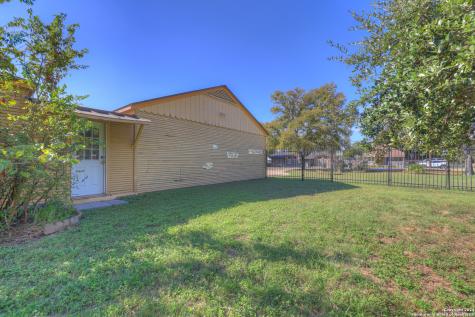 800 N Bishop San Marcos TX 78666