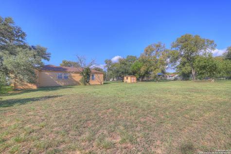 800 N Bishop San Marcos TX 78666