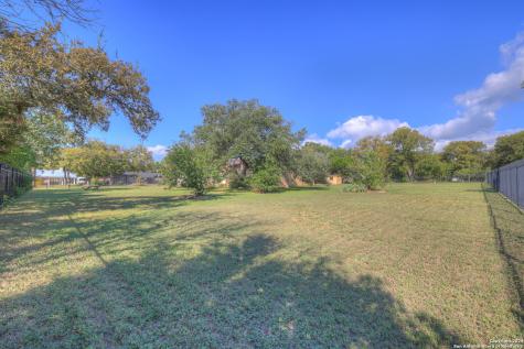 800 N Bishop San Marcos TX 78666
