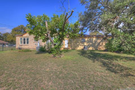 800 N Bishop San Marcos TX 78666