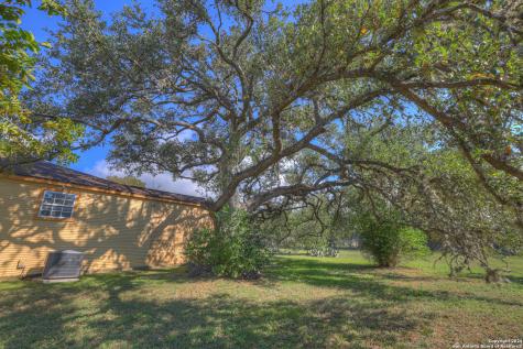 800 N Bishop San Marcos TX 78666