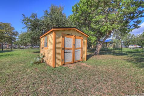 800 N Bishop San Marcos TX 78666
