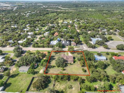 800 N Bishop San Marcos TX 78666