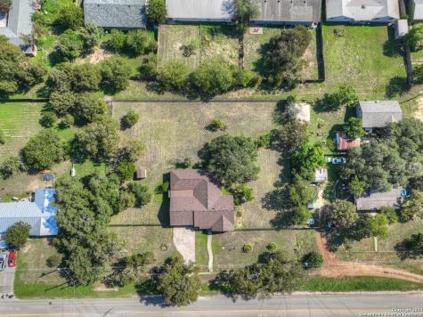 800 N Bishop San Marcos TX 78666
