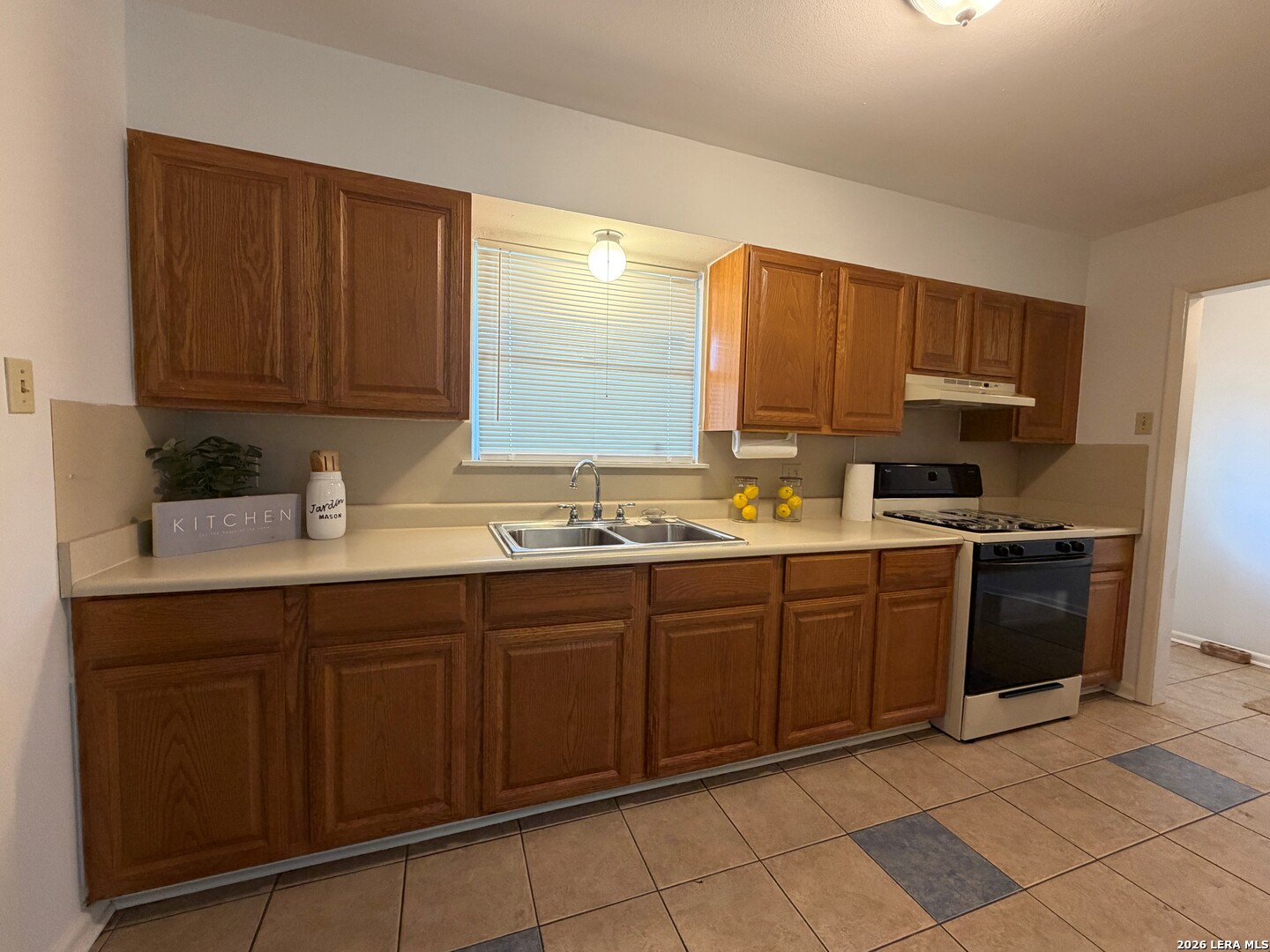 4302 Waikiki Drive San Antonio TX 78218